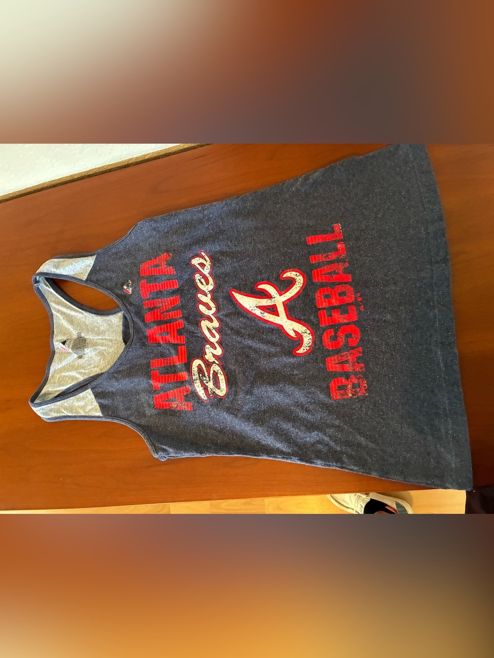 Majestic Navy women’s Tank Top with Red Atlanta Braves Graphics